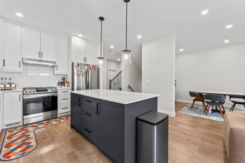 20520 76A Avenue, Langley, BC 