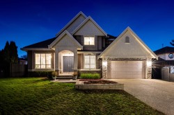 8741 163a Street Surrey, BC V4N 1C3