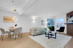 219-5710 201 Street Langley, BC V3A 8A8