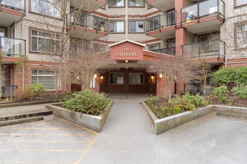 118-2233 Mckenzie Road  Abbotsford, BC V2S 4A1