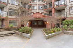 118-2233 Mckenzie Road Abbotsford, BC V2S 4A1