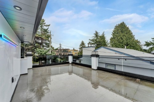 15460 Semiahmoo Avenue, White Rock, BC 