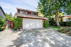 13519 15 Avenue  Surrey, BC V4A 5H4