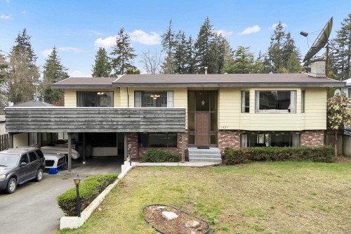 7327 112a Street  Delta, BC V4C 4Y1