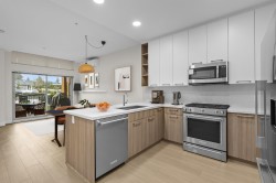 14022 North Bluff Road  White Rock, BC V4B 3C3