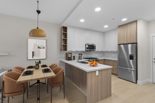 14022 North Bluff Road, White Rock, BC 