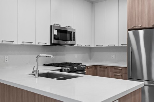 14022 North Bluff Road, White Rock, BC 