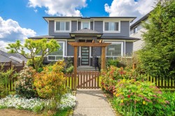 20576 70 Avenue Langley, BC V2Y 0W4