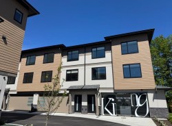 16-1641 Kings Crescent Abbotsford, BC V2S 7M7