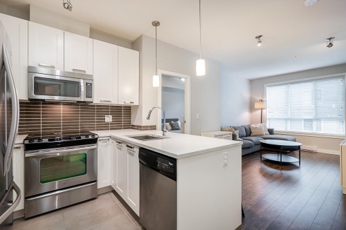 407-15388 105 Avenue  Surrey, BC V3R 0C4