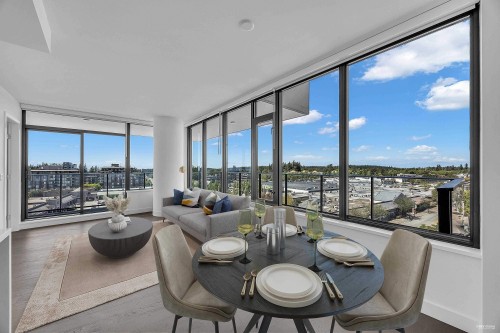 810-1588 Johnston Road  White Rock, BC V4B 0C5