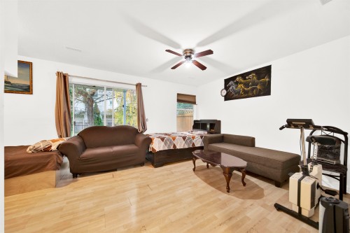 44-8280 121a Street  Surrey, BC V3W 0G8