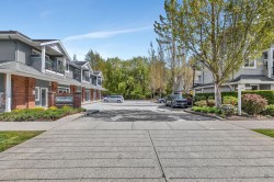 6-5988 Old Mclellan Rd Road Surrey, BC V3S 1N3