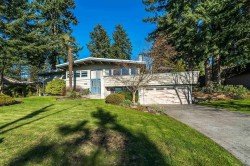 6572 Kempson Crescent Delta, BC V4E 1R5