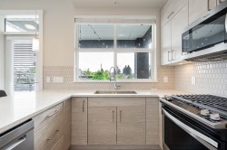 205-2120 Gladwin Road Abbotsford, BC V2S 0L7