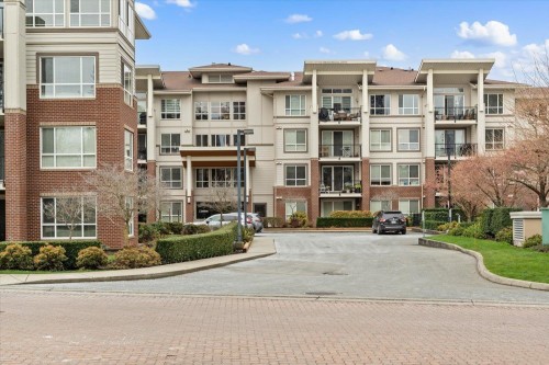 402-3192 Gladwin Road  Abbotsford, BC V2T 6M9