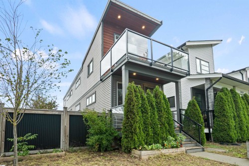 34609 2 Avenue  Abbotsford, BC V2S 8C1