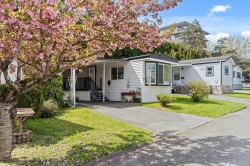 3-8220 King George Boulevard Surrey, BC V3W 6E1