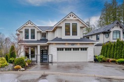 166xx 30a Avenue Surrey, BC V3Z 0P9