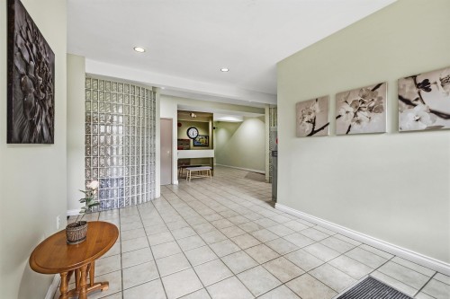 209-19721 64 Avenue, Langley, BC 