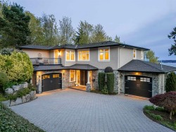 1266 Everall Street  White Rock, BC V4B 3S5