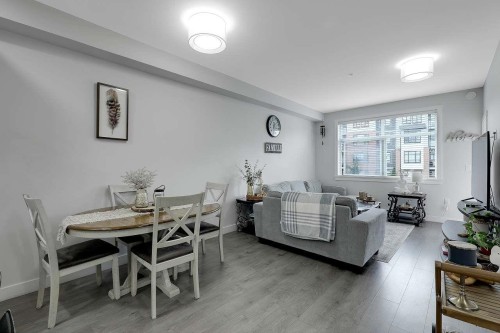 201-19940 Brydon Crescent, Langley, BC 