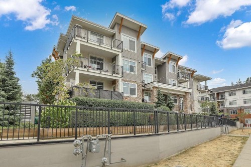 201-19940 Brydon Crescent, Langley, BC 