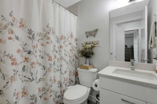201-19940 Brydon Crescent, Langley, BC 