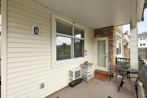 201-19940 Brydon Crescent, Langley, BC 
