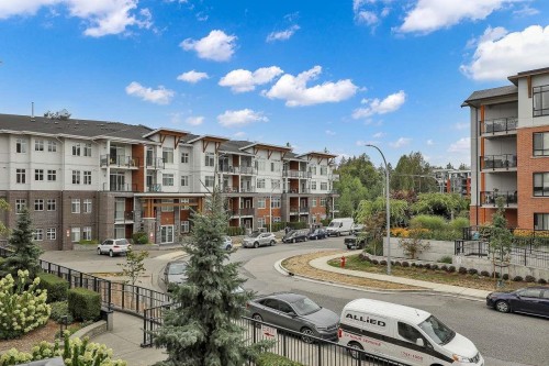 201-19940 Brydon Crescent, Langley, BC 