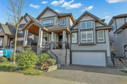 14786 76 Avenue Surrey, BC V3S 2G9