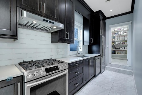 14786 76 Avenue, Surrey, BC 