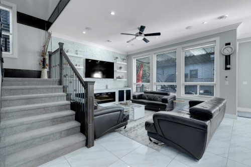 14786 76 Avenue, Surrey, BC 