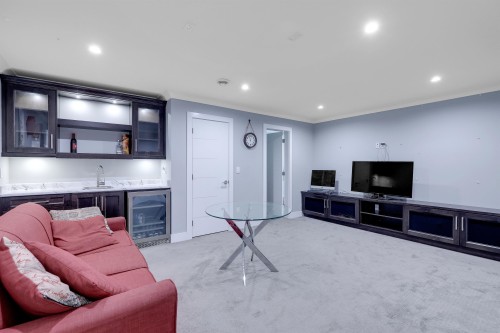 14786 76 Avenue, Surrey, BC 