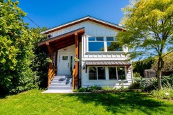 14205 Melrose Drive  Surrey, BC V3R 5R3