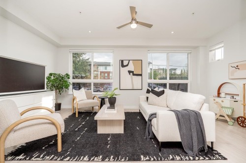 9-20057 82 Avenue  Langley, BC V2Y 3S4