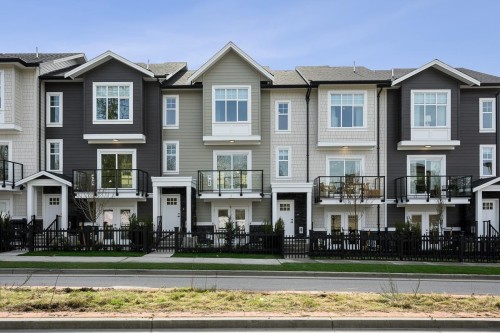 8-7716 207 Street, Langley, BC 