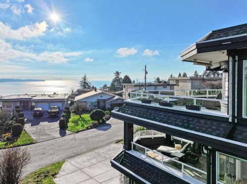 1087 Finlay Street, White Rock, BC 