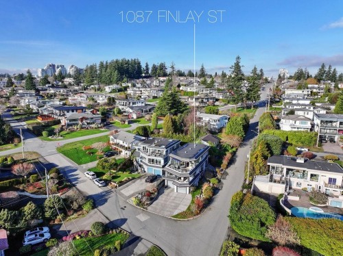 1087 Finlay Street, White Rock, BC 
