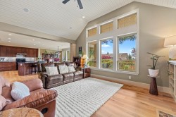 3788 156 Street Surrey, BC V3Z 0H6