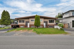 2209-2211 Beaver Street Abbotsford, BC V2T 3C9