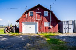 15675 40th Avenue Surrey, BC V3Z 1E6