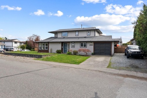 2491 Wayburne Crescent  Langley, BC V2Y 1B6