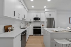 415-33820 South Fraser Way Abbotsford, BC V2S 2C5