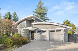 15461 18th Avenue Surrey, BC V4A 1X1