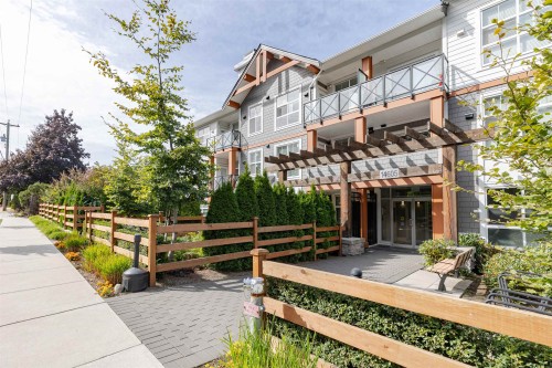 303-14605 Mcdougall Drive  Surrey, BC V4P 0G7