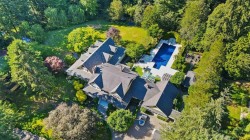 13685 30 Avenue Surrey, BC V4P 1V3