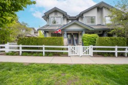 13-19250 65th Avenue Surrey, BC V4N 5R7