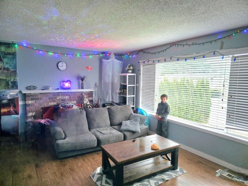 2514 Lilac Street  Abbotsford, BC V2T 1P6