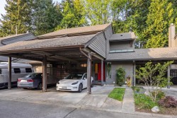 15951 Alder Place Surrey, BC V4A 5J1